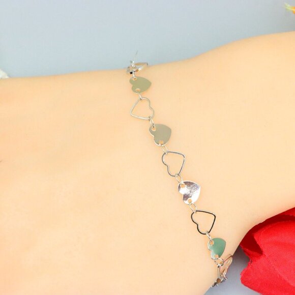 "Elegant & Trendy Bracelet, A Perfect Gift for Women, Thoughtful, EVCH1689 - Picture 6 of 10